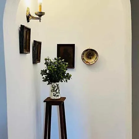 Vintage Lover's Getaway