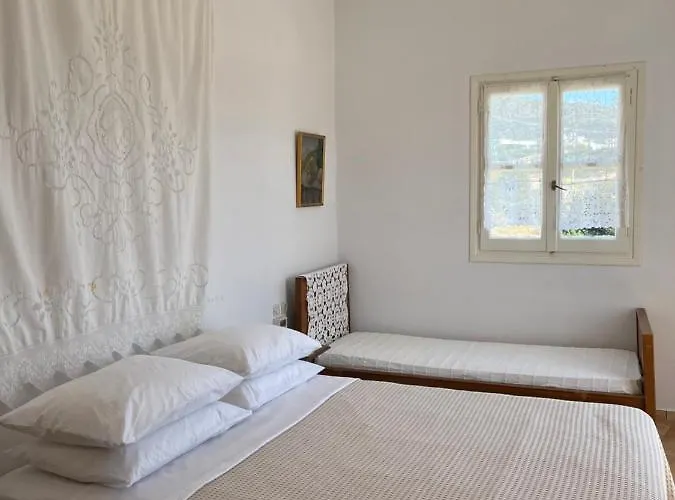 Vintage Lover's Getaway *