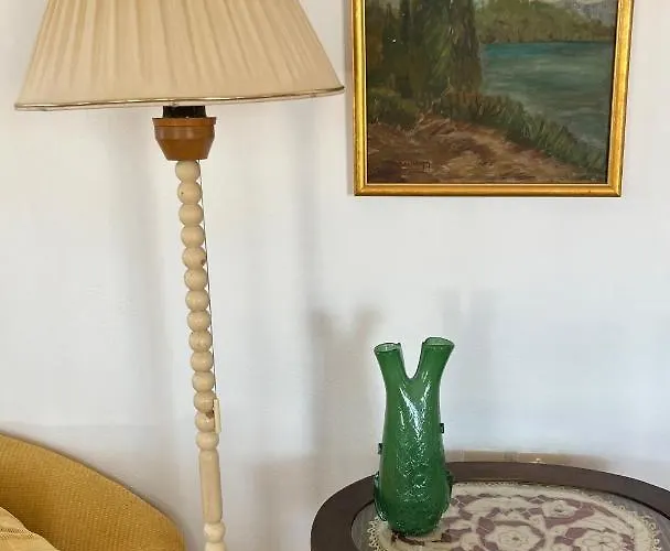 Vintage Lover's Getaway Antiparos