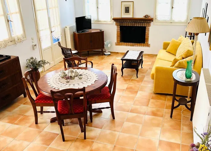 Vintage Lover's Getaway *