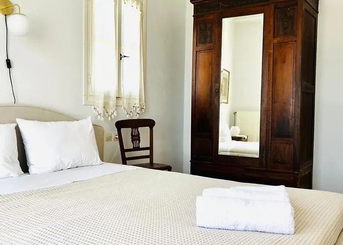 Vintage Lover's Getaway